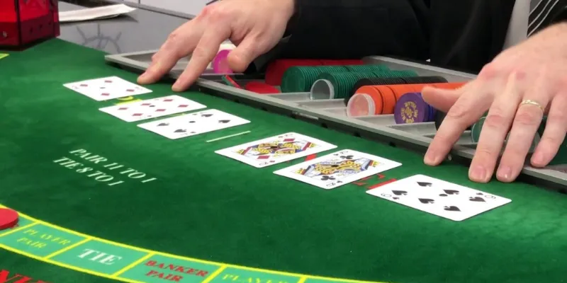 Tìm hiểu luật chơi Baccarat